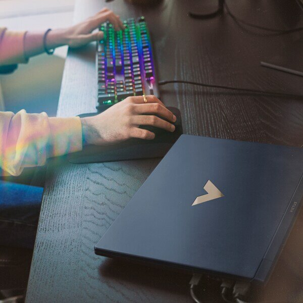 HP Victus 15-fa0022la - Notebook - 15.6"